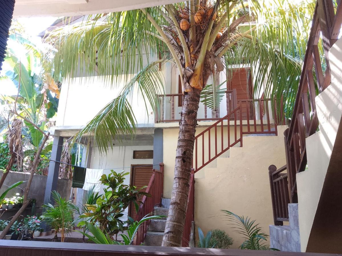 Mangga Homestay Gili Air Bagian luar foto