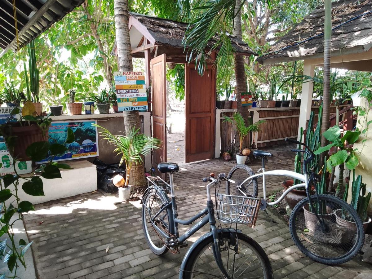 Mangga Homestay Gili Air Bagian luar foto